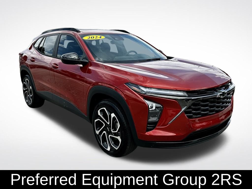 2024 Chevrolet Trax photo 2