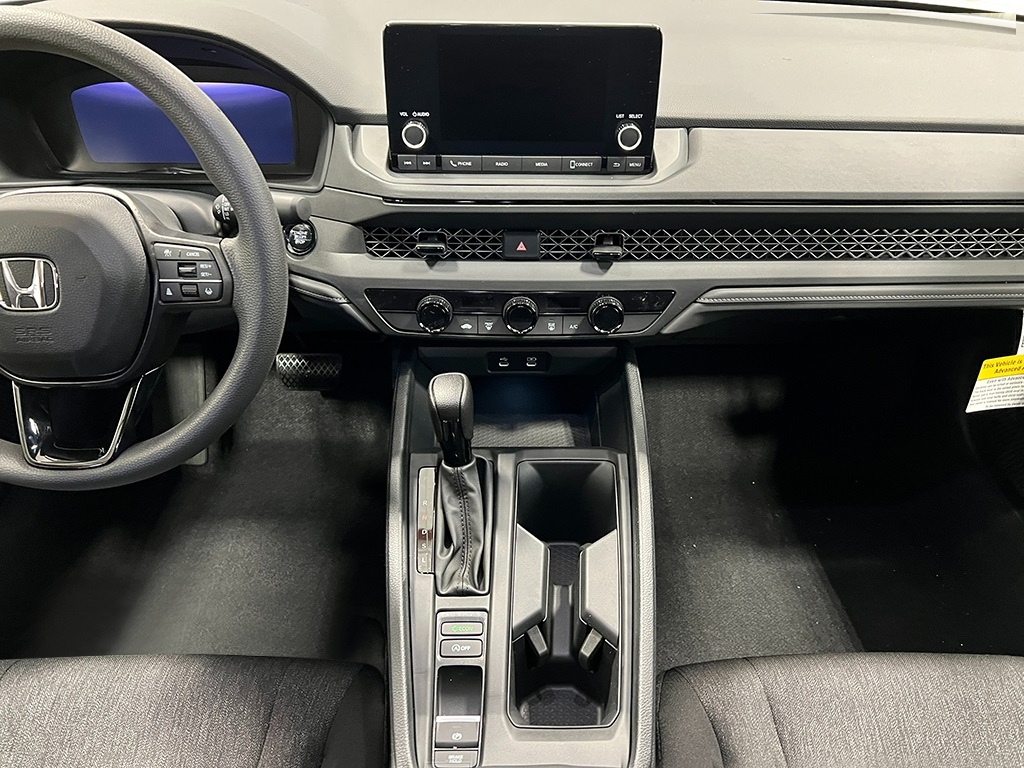 2025 Honda Accord LX photo 14