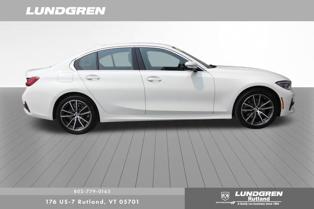 2022 Bmw 330i xDrive photo 2