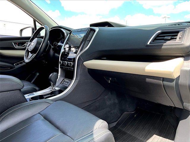2022 Subaru Ascent Limited photo 12