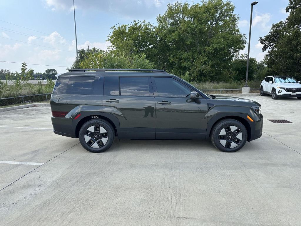 2026 Hyundai Santa Fe SEL photo 4