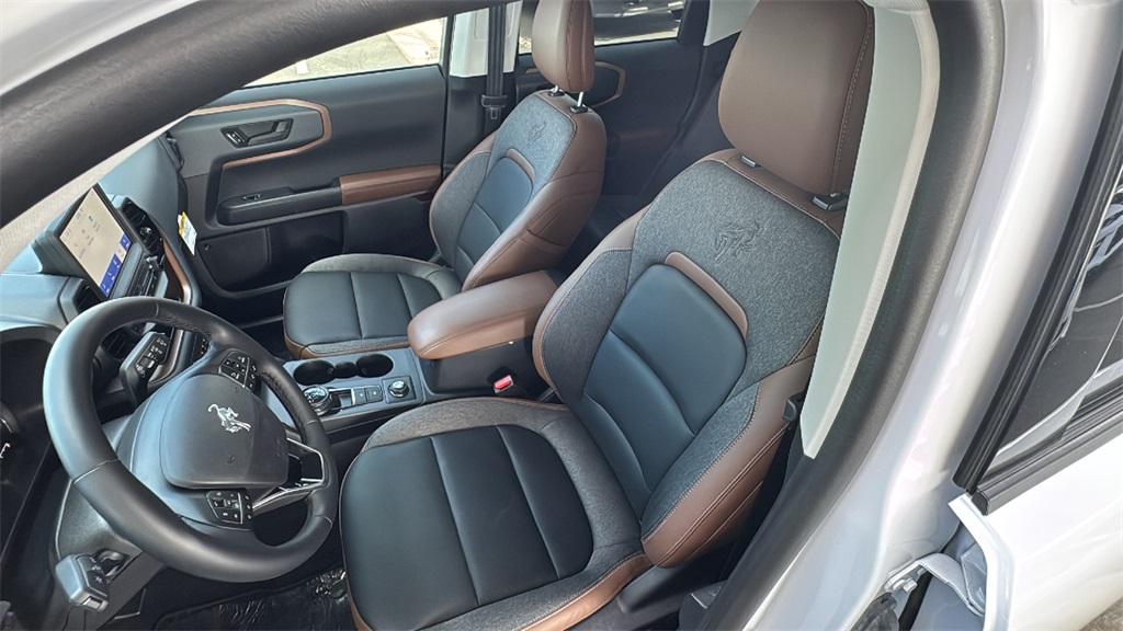 2024 Ford Bronco Sport Outer Banks photo 21
