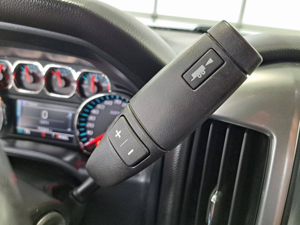 2018 Chevrolet Silverado 1500 LT photo 15