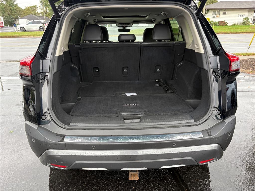2023 Nissan Rogue SL photo 6