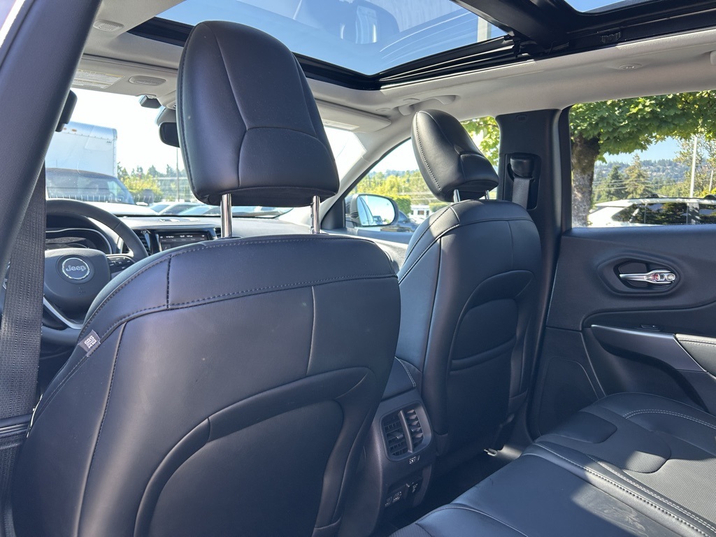 2022 Jeep Cherokee Limited photo 23