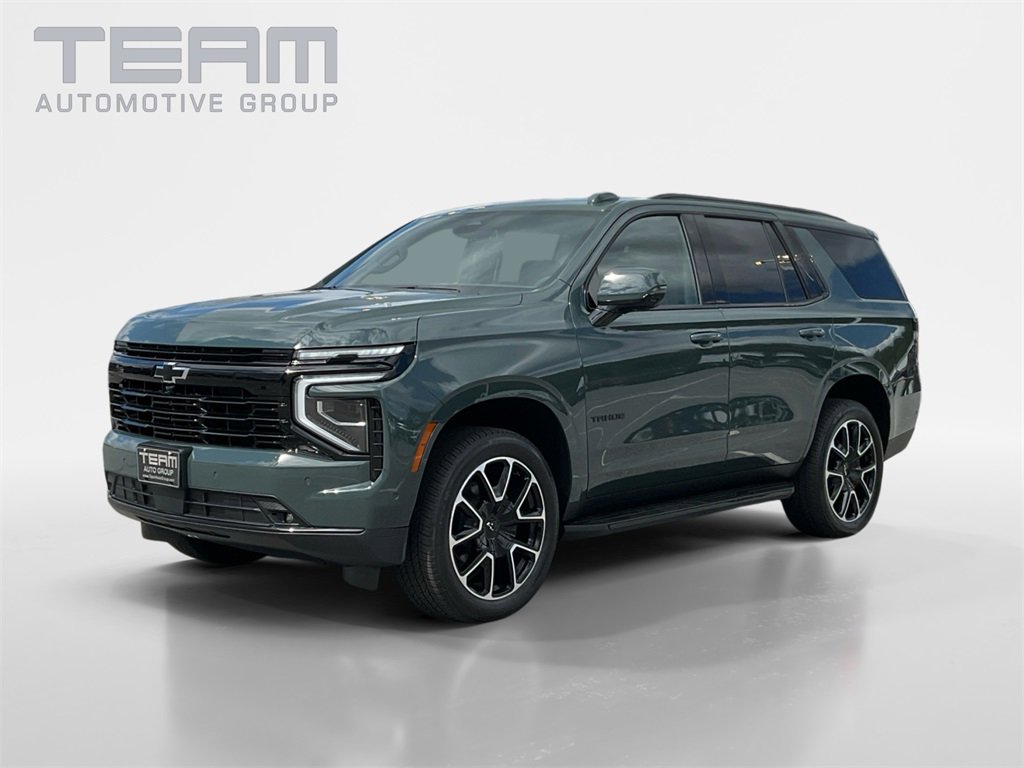 2026 Chevrolet Tahoe RST photo 3
