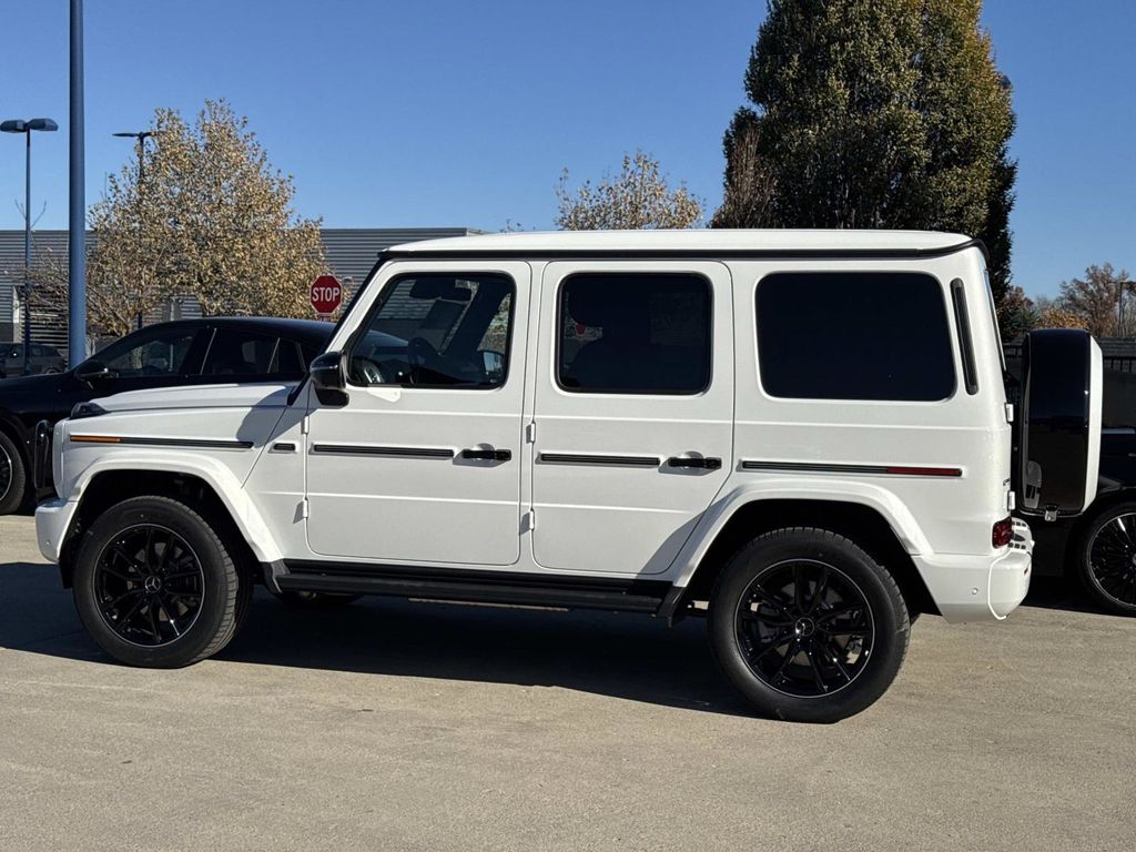 2026 Mercedes Benz G 550 photo 2