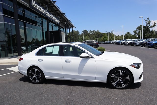 2024 Mercedes Benz C 300 photo 3