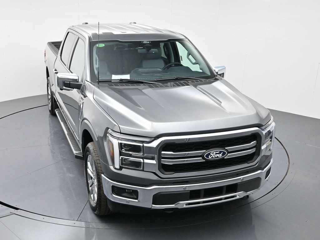 2025 Ford F-150 Lariat photo 19