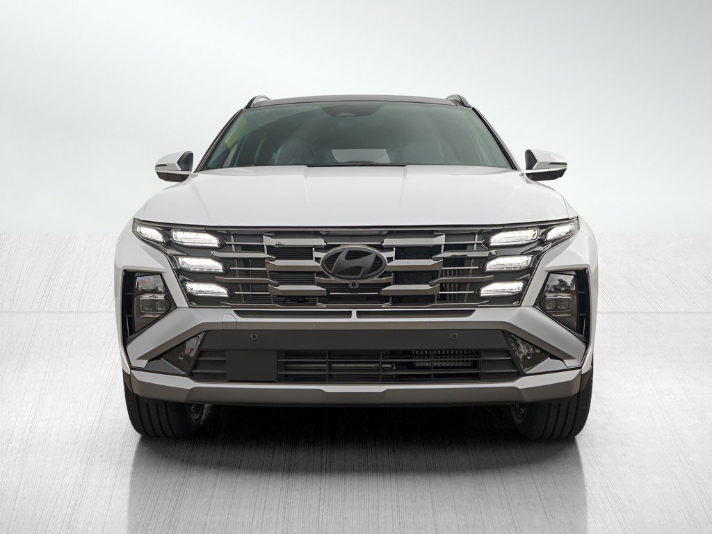 2025 Hyundai Tucson Hybrid Limited photo 2