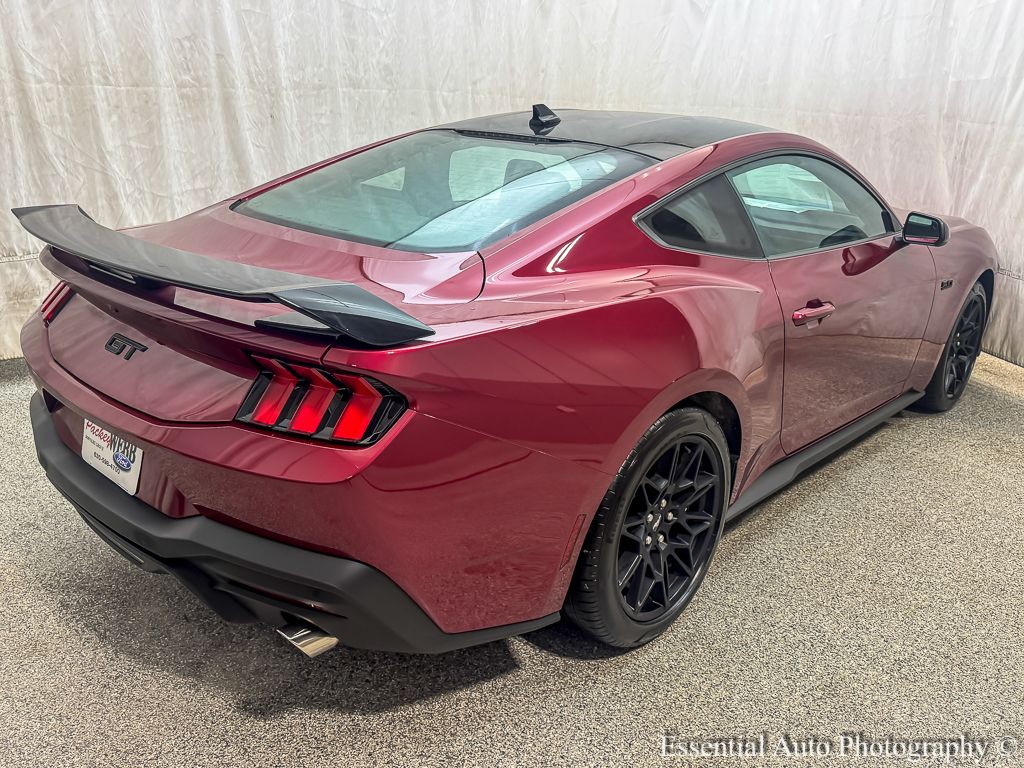 2025 FORD MUSTANG - Image 9