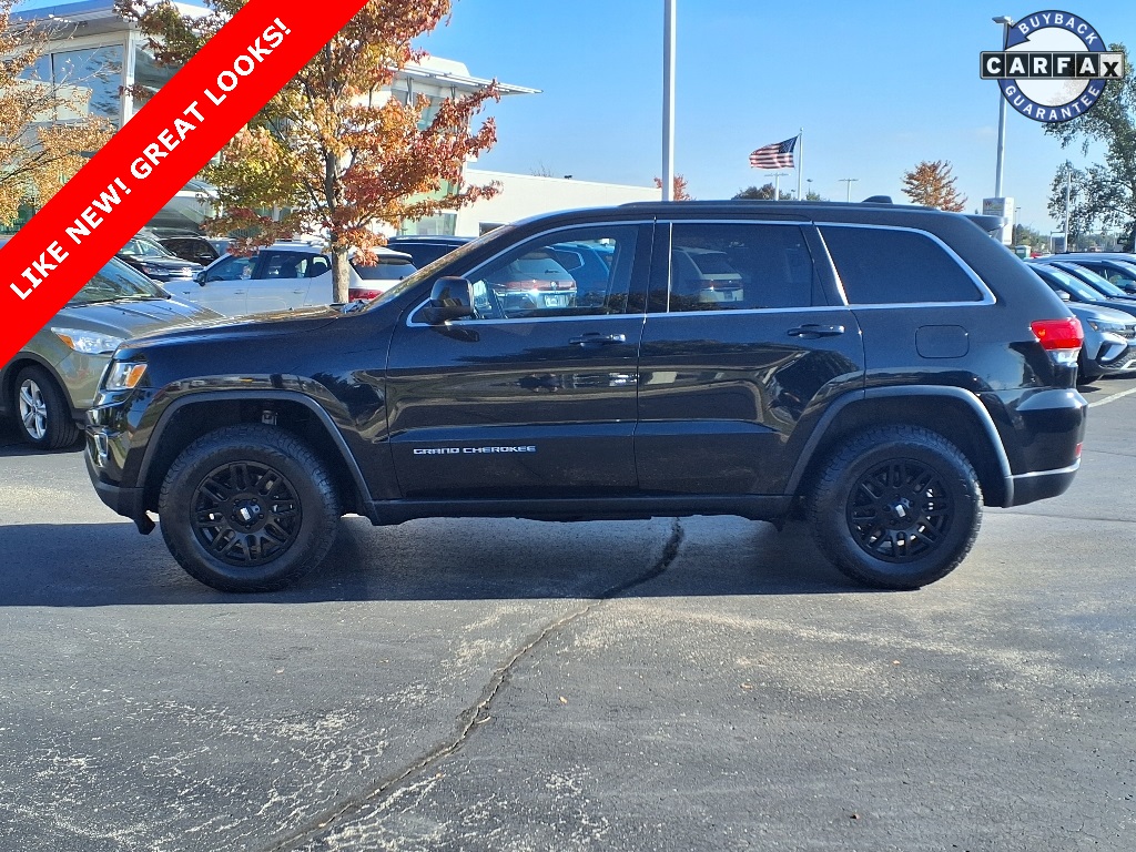 2016 Jeep Grand Cherokee Laredo photo 3