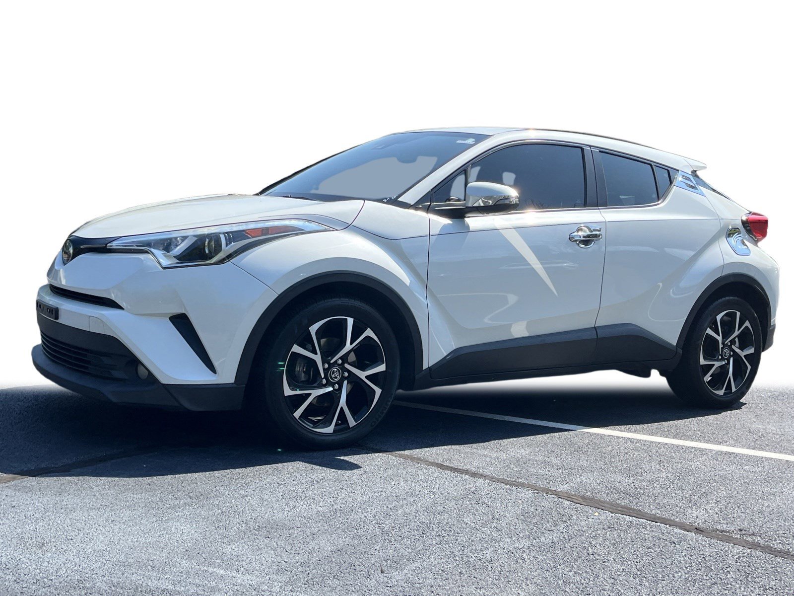 2018 Toyota C-HR XLE Premium photo 15