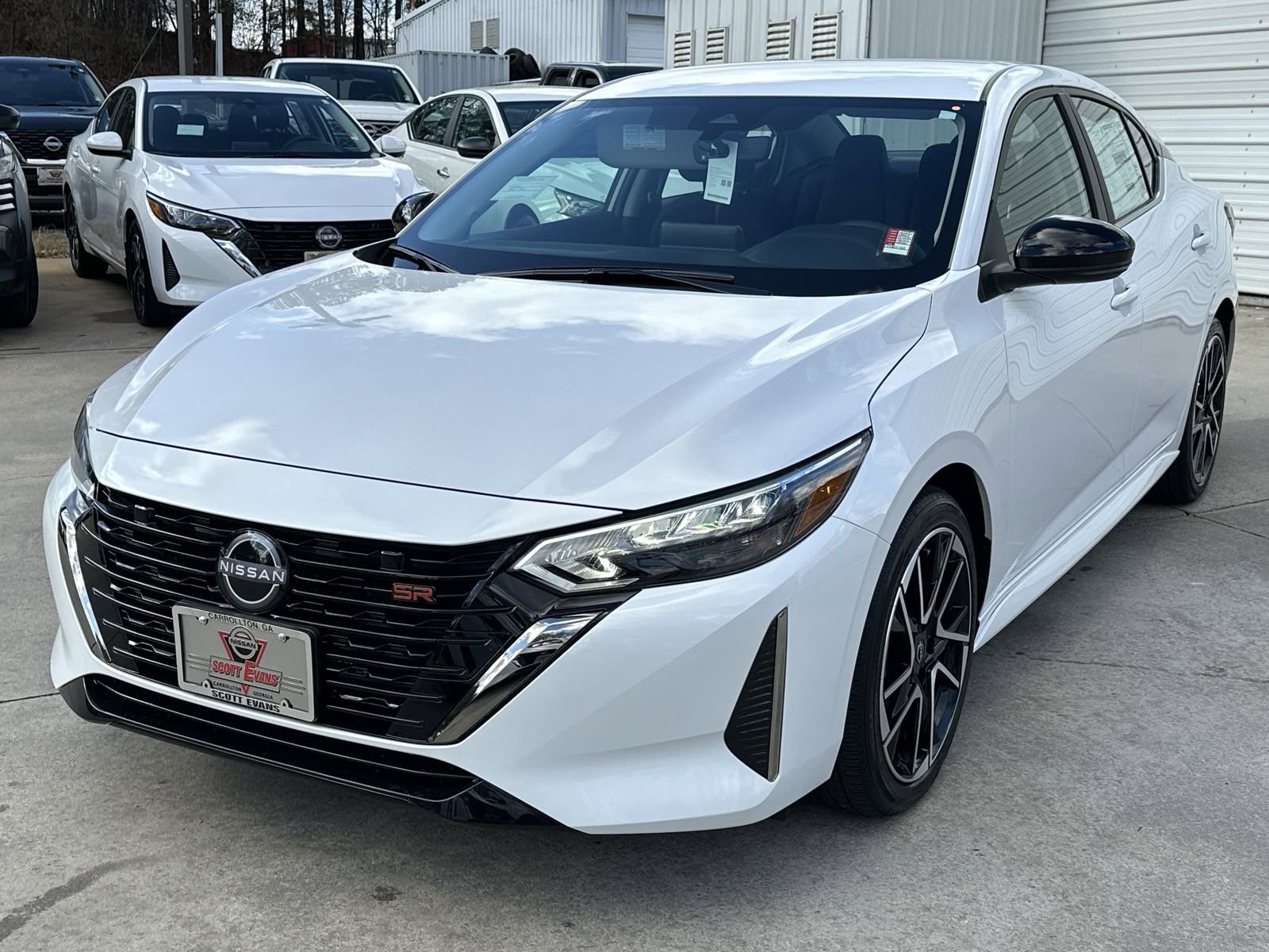 2025 Nissan Sentra SR photo 3