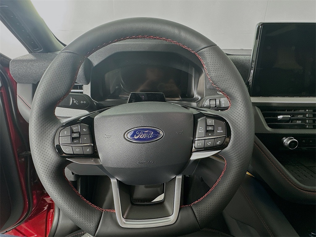 2025 Ford Explorer ST-Line photo 12