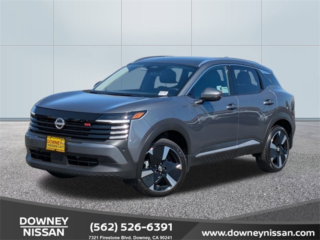 2025 Nissan Kicks SR's photo