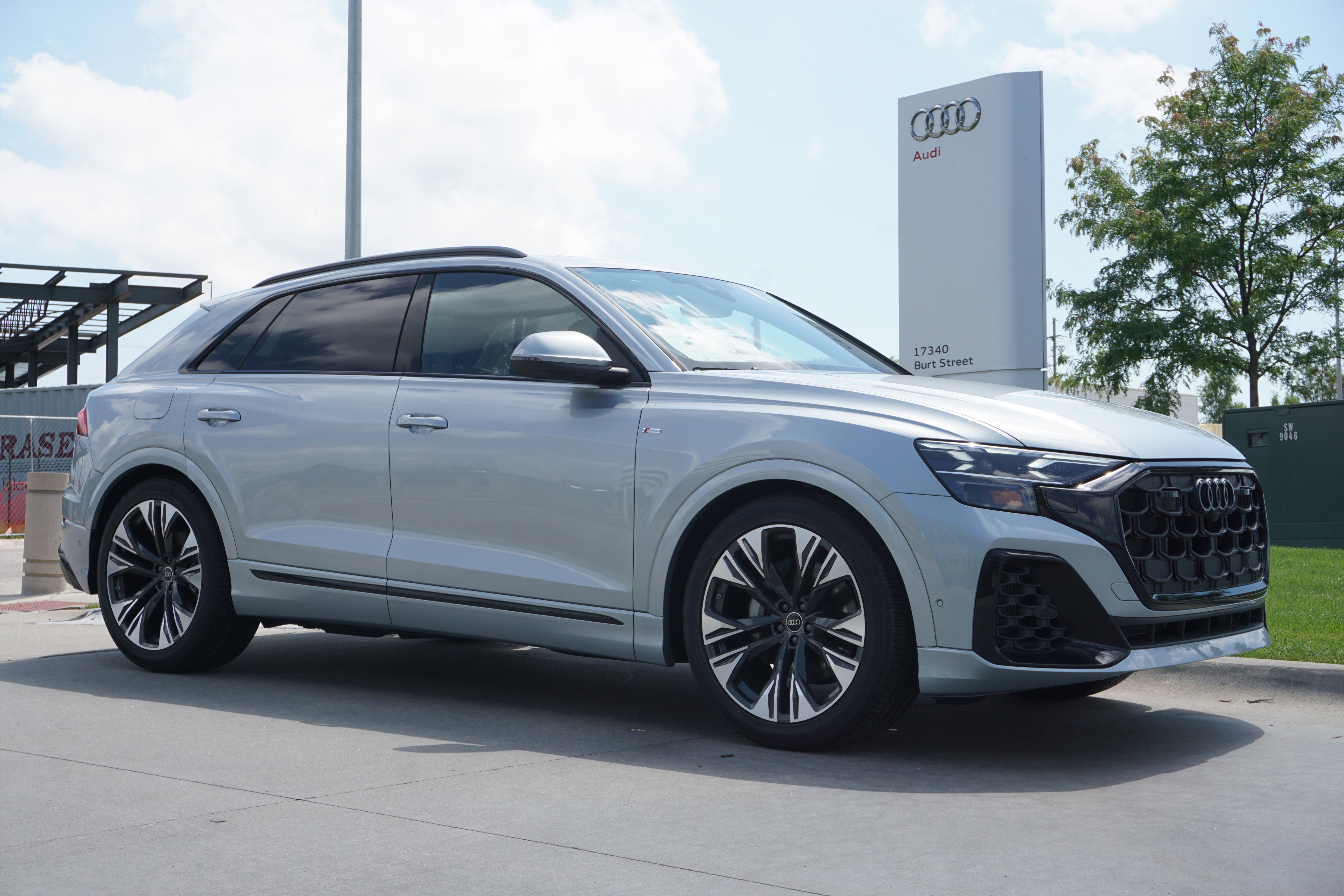 2025 Audi Q8 Prestige's photo