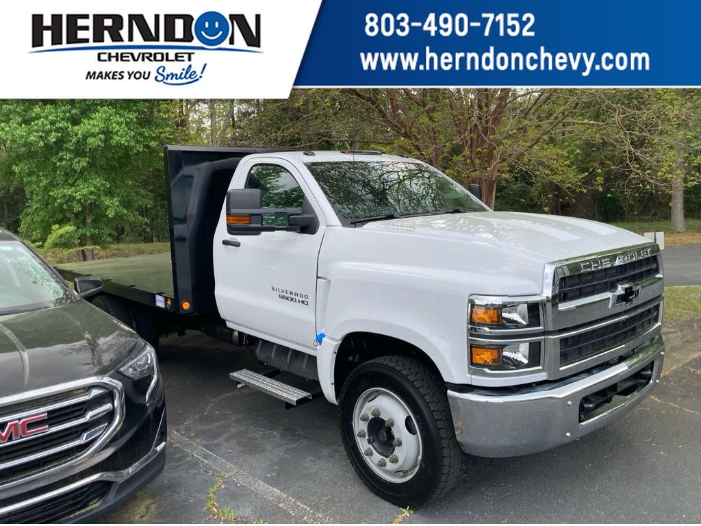 2024 Chevrolet Silverado 4500 Medium Duty Chassis Cab Work Truck's photo