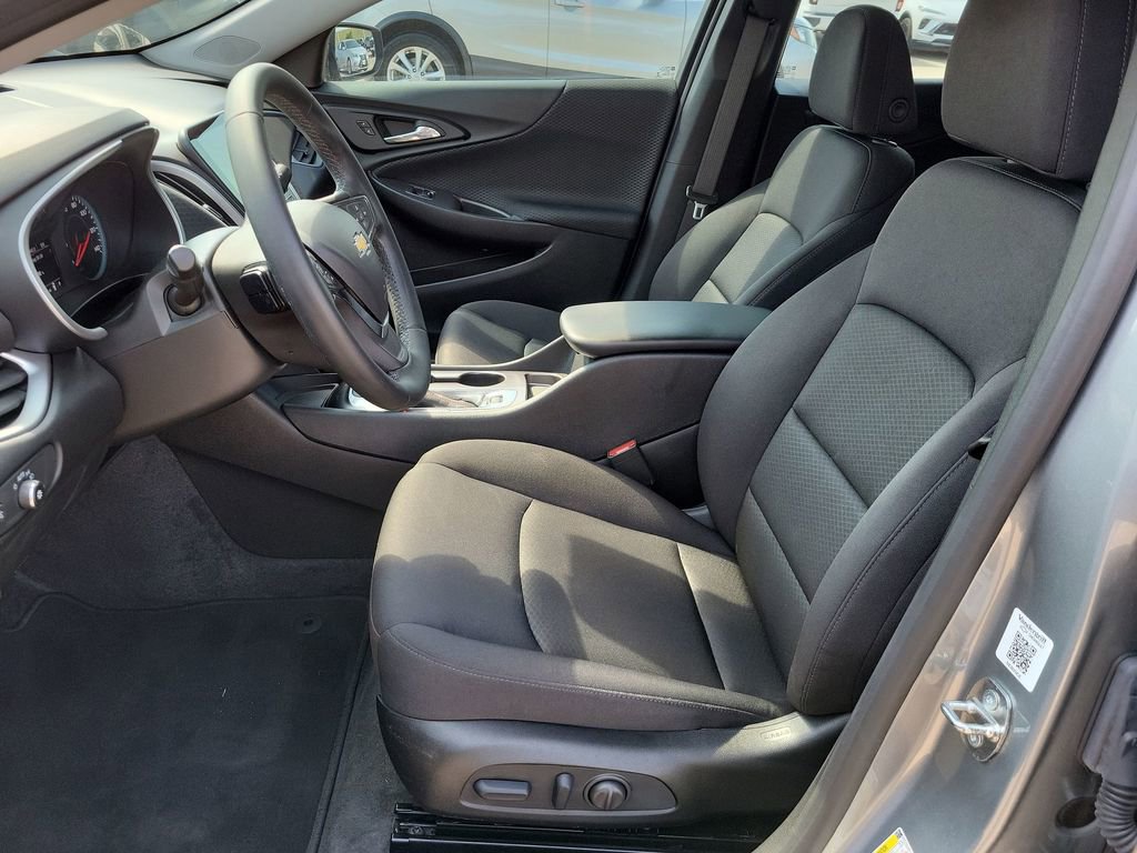 2024 Chevrolet Malibu RS photo 18