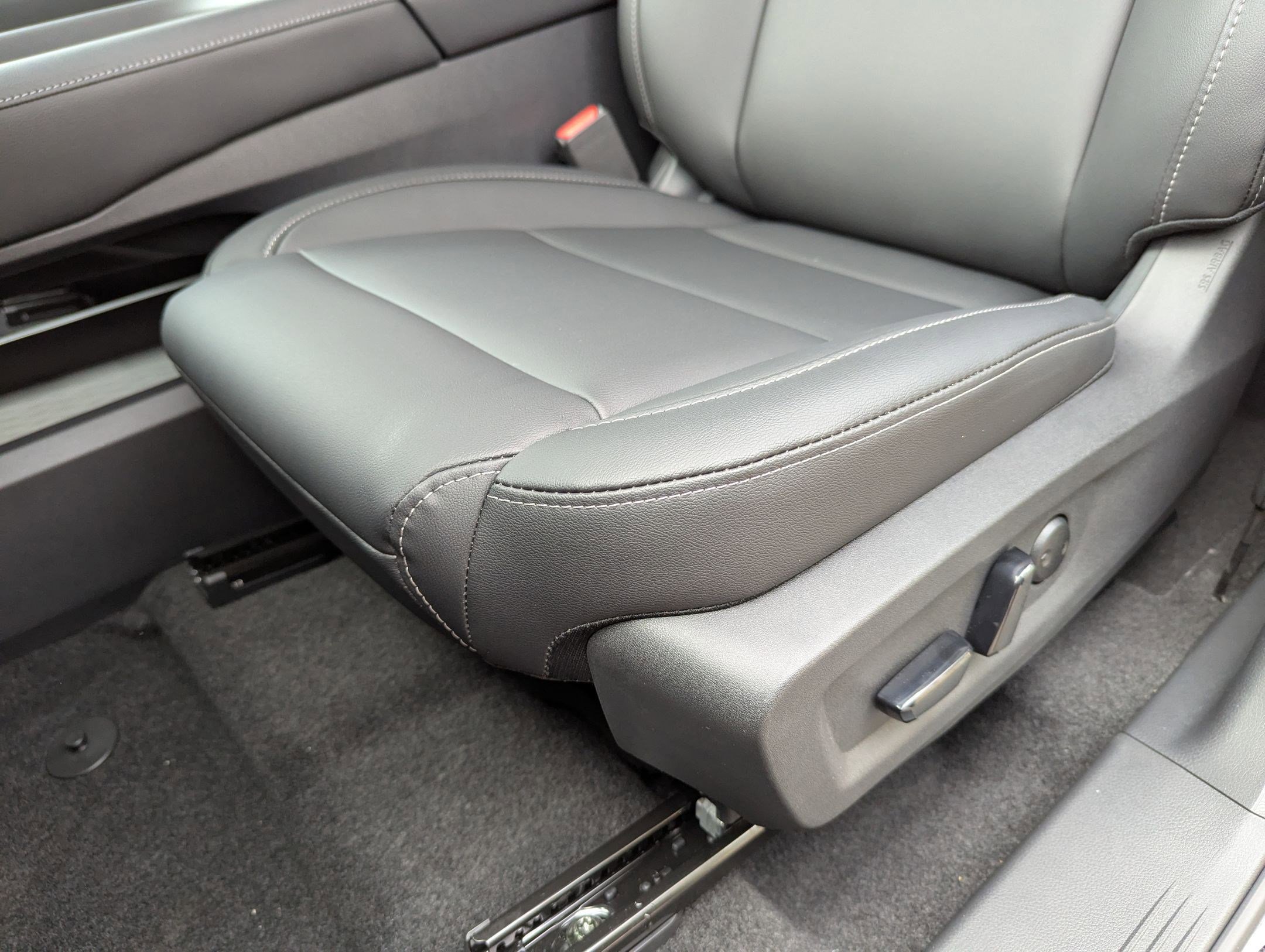 2025 Nissan Murano SL photo 3