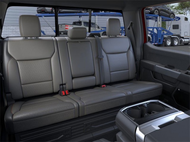 2025 Ford F-150 Lariat photo 10