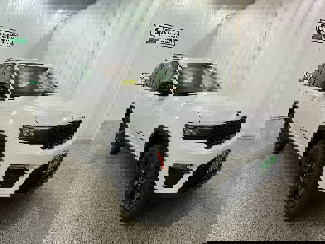 2025 Jeep Grand Cherokee Limited's photo