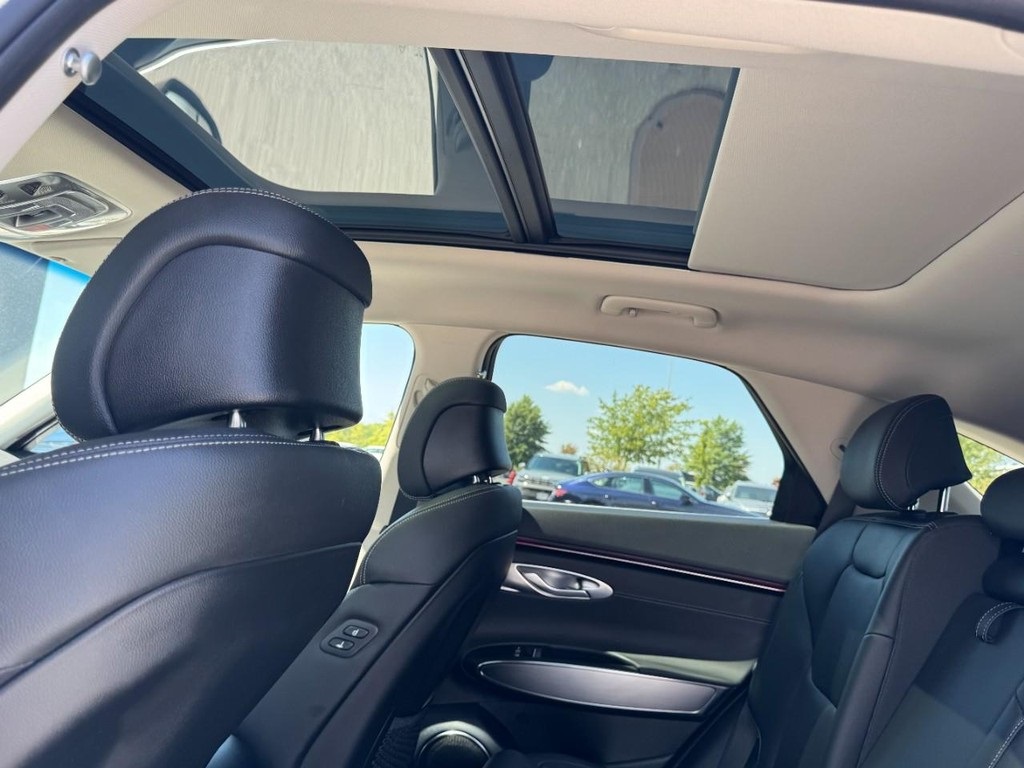 2026 Genesis GV70 2.5T Select photo 8