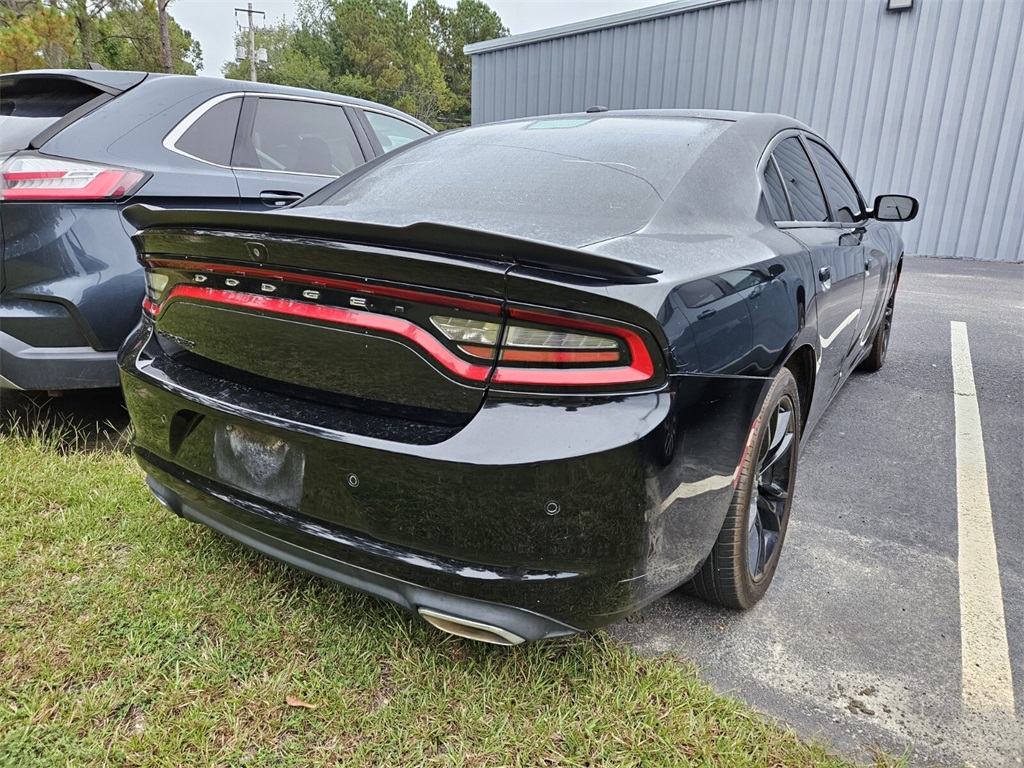 2018 Dodge Charger SXT photo 7