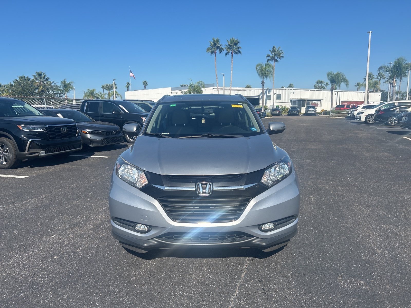 2018 Honda HR-V EX-L photo 2