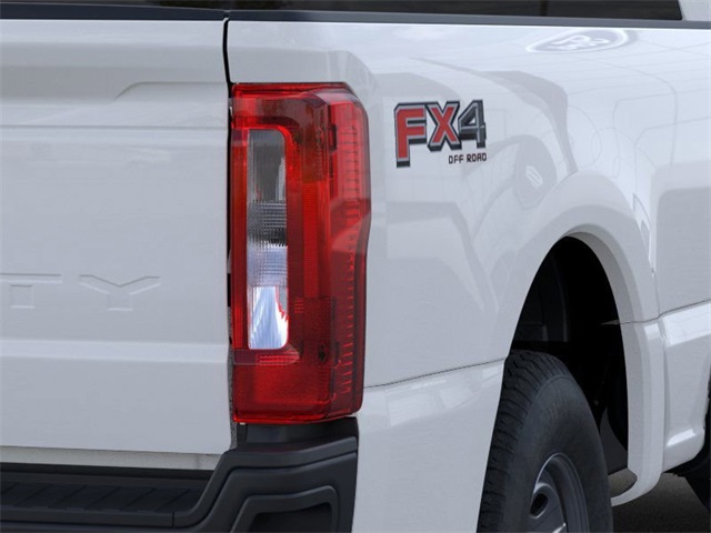 2025 Ford F-250 XL photo 18