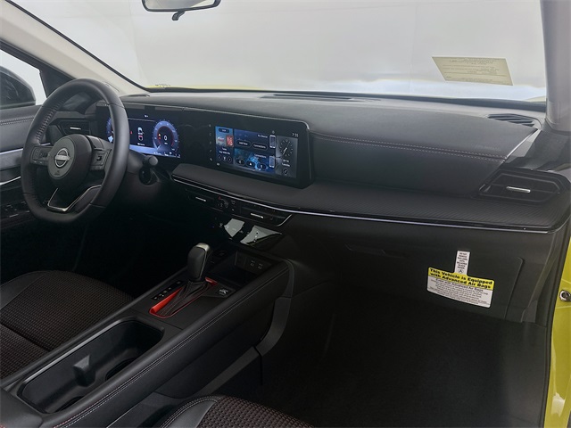 2025 Nissan Kicks SR photo 26