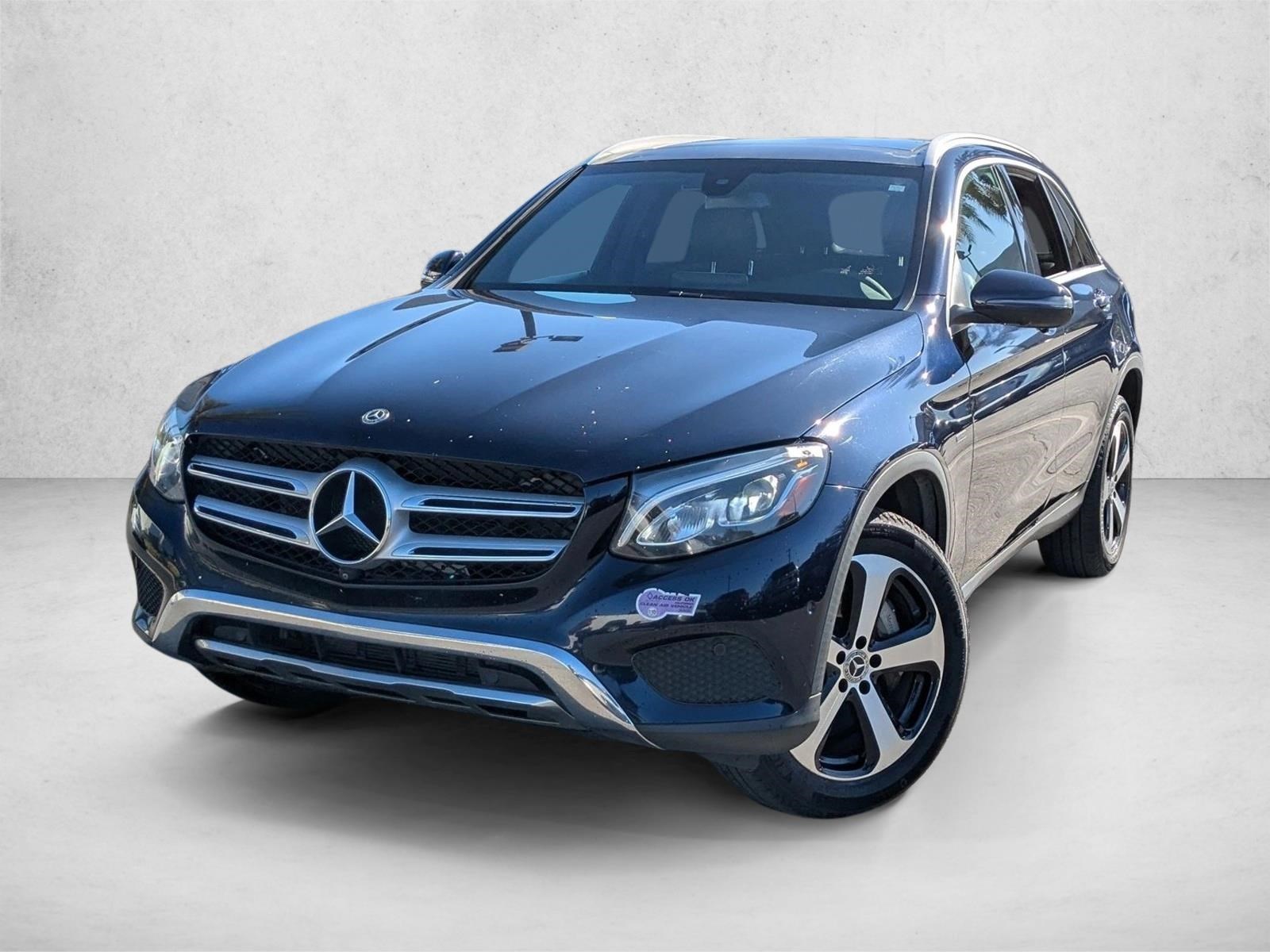 2019 Mercedes-Benz GLC GLC350e's photo