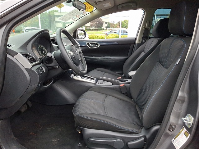 2019 Nissan Sentra SR photo 19