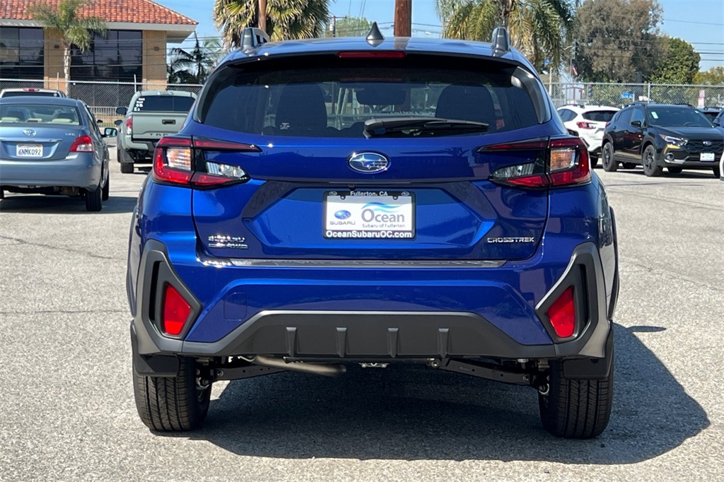 2025 Subaru Crosstrek Premium photo 2
