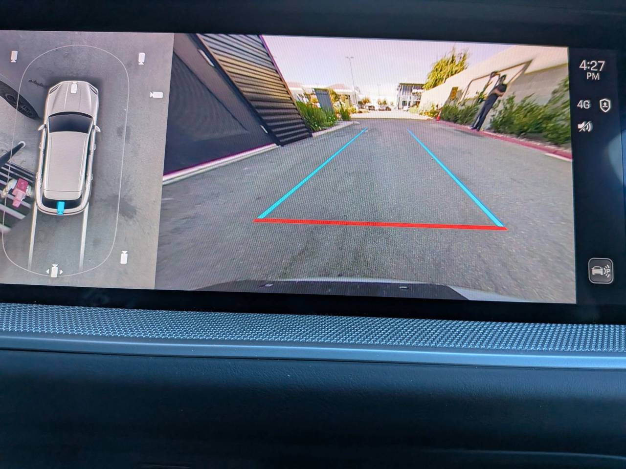 2025 Porsche Cayenne S E-Hybrid photo 16