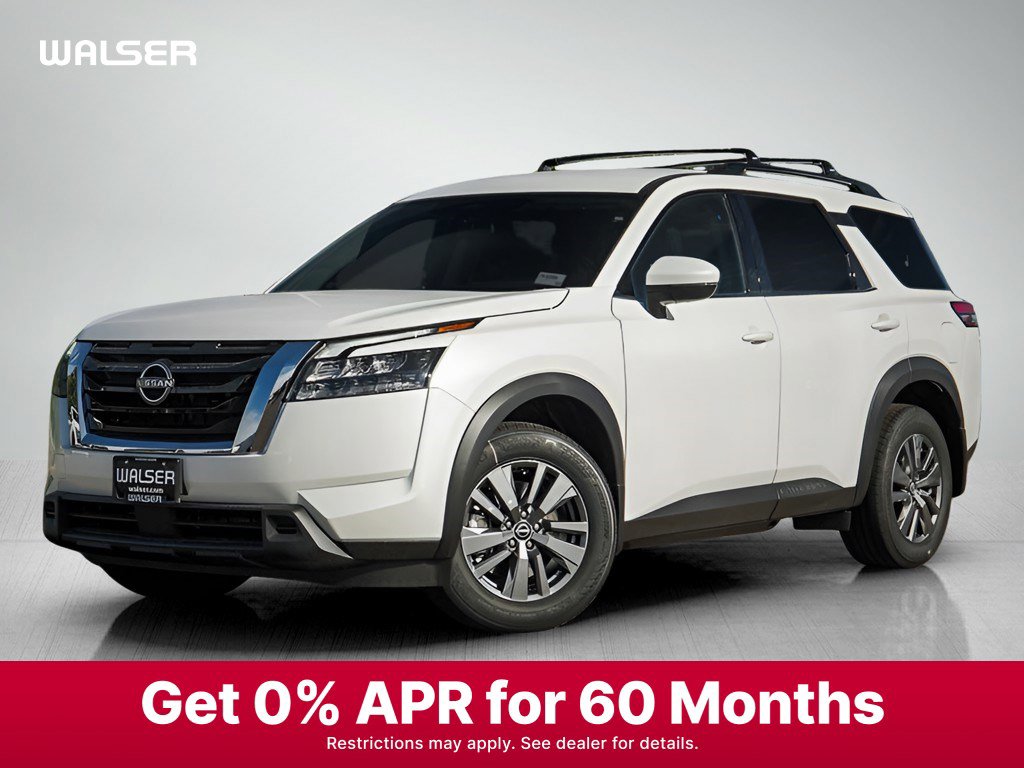 2025 Nissan Pathfinder SV's photo