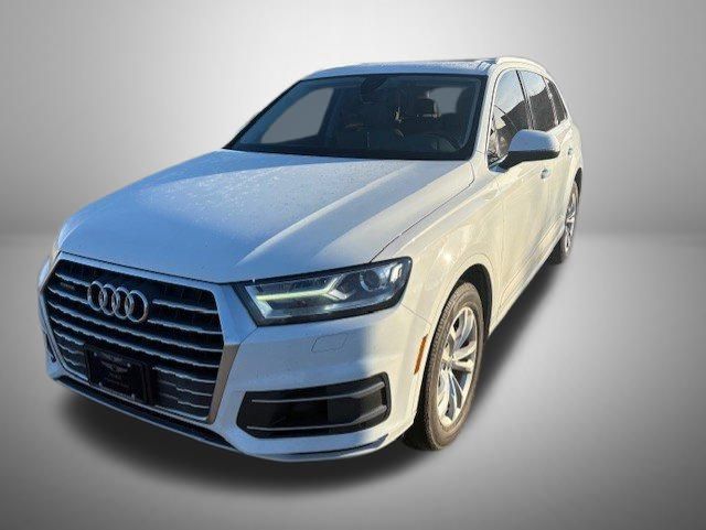 2018 Audi Q7 Premium Plus's photo