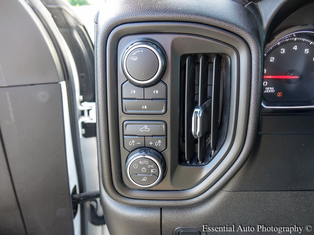 2022 CHEVROLET SILVERADO HD - Image 23