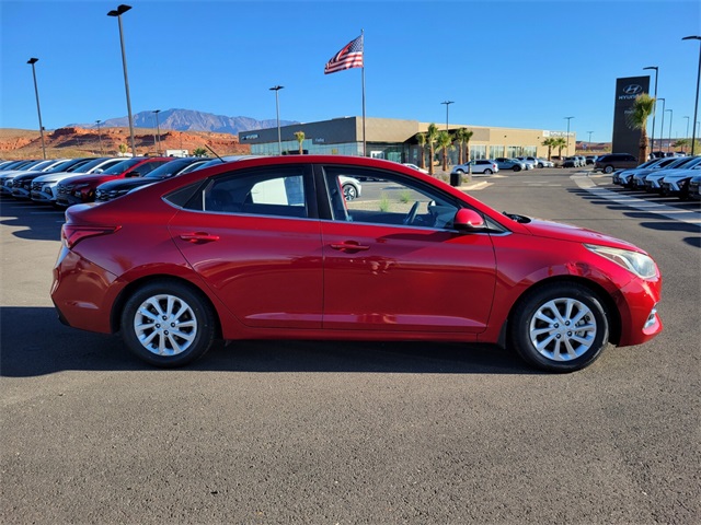 2020 Hyundai Accent SEL photo 3