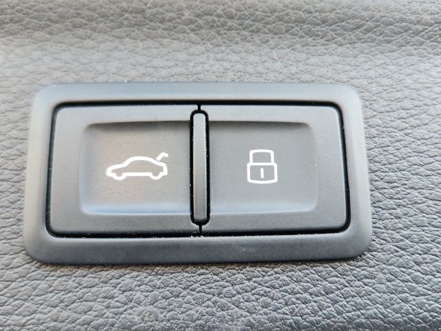 2021 Audi Q3 Premium Plus S line photo 26
