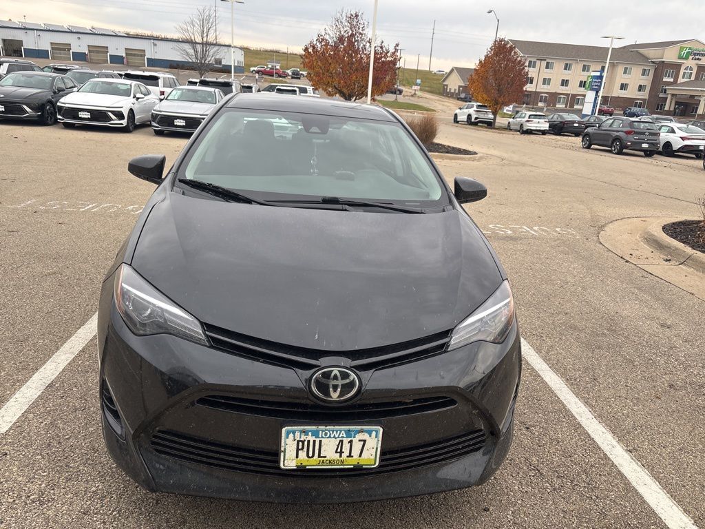 2017 Toyota Corolla L photo 4