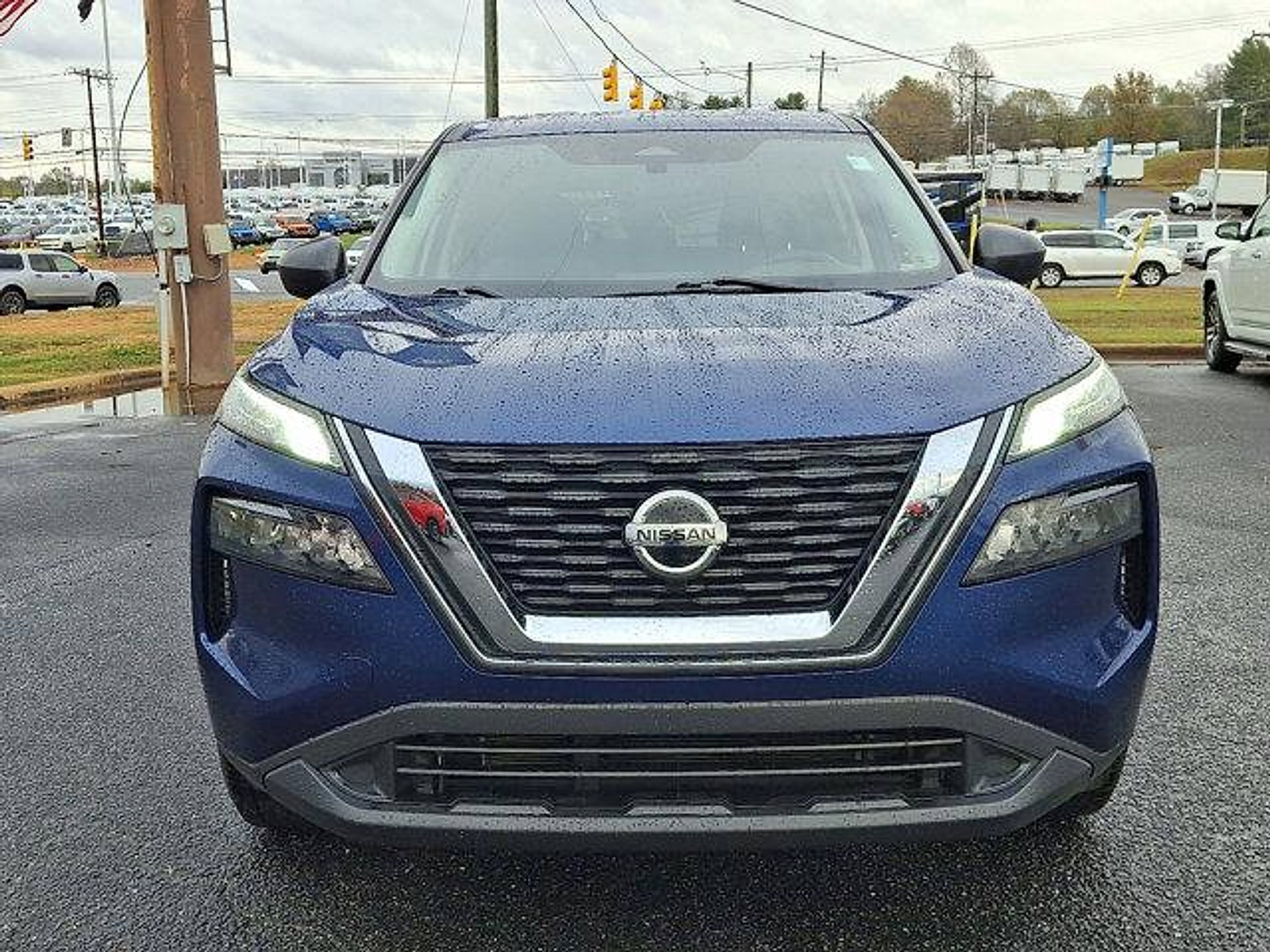 2021 Nissan Rogue S photo 2