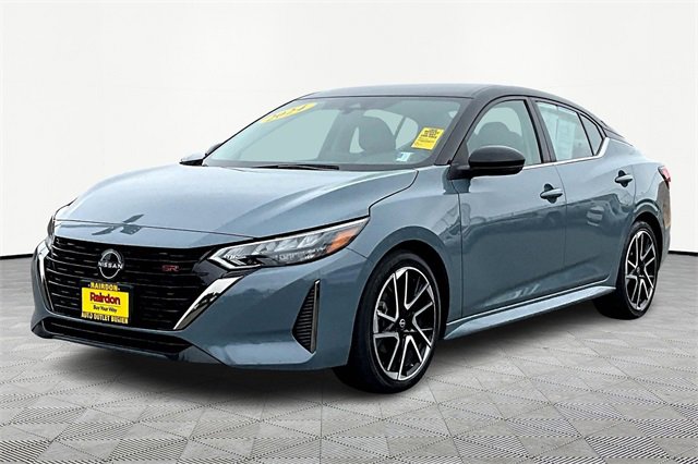2024 Nissan Sentra SR photo 2