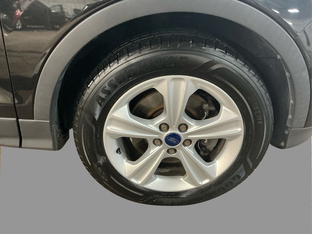 2015 Ford Escape SE photo 13