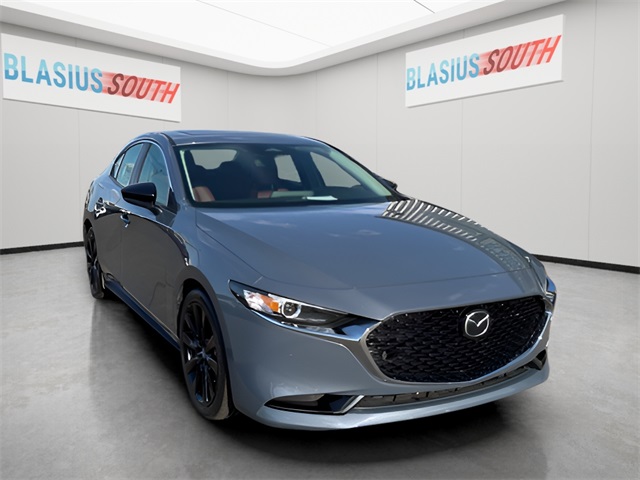 2025 Mazda Mazda3 Carbon Edition's photo