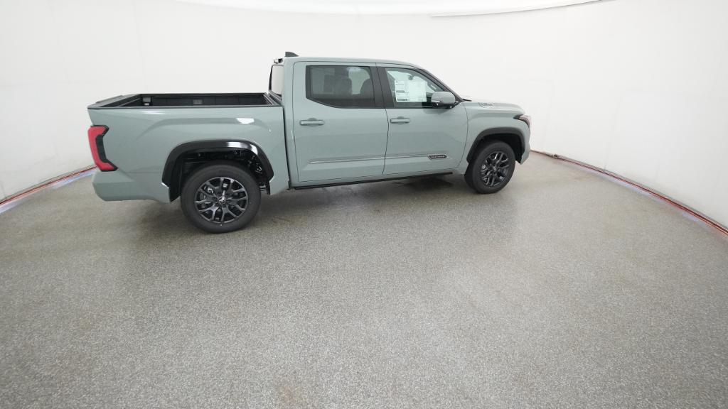 2025 Toyota Tundra Platinum CrewMax photo 23