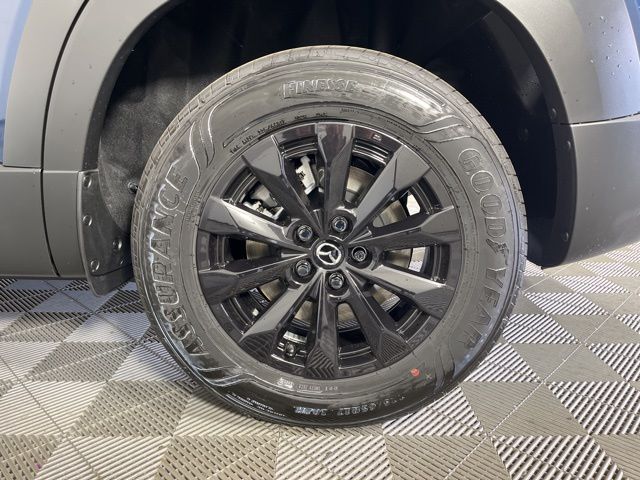 2025 Mazda CX-50 Premium photo 4