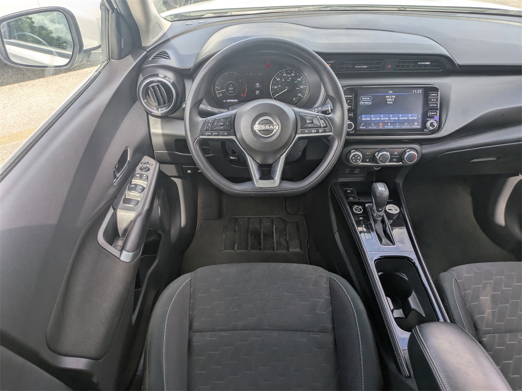 2024 Nissan Kicks SV photo 16