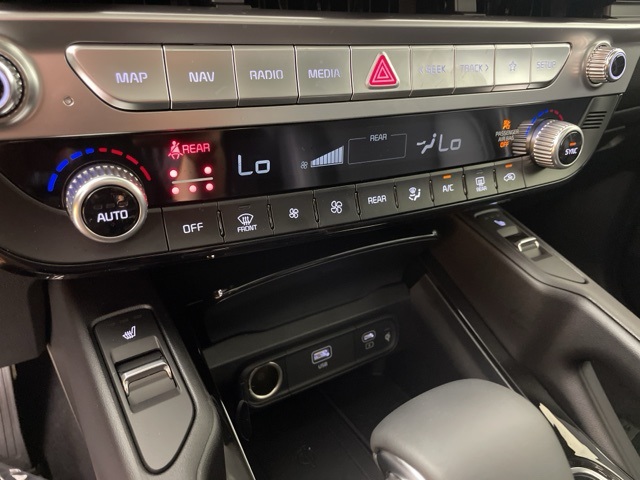 2025 Kia Telluride S photo 24