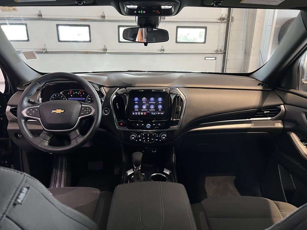 2023 Chevrolet Traverse Cloth 1LT photo 13